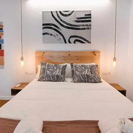 Lofts Jm Orense D Amplio Y Cercano A La Playa アパート バレンシア